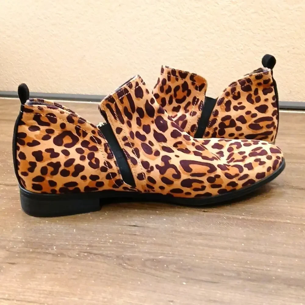 Dr. Scholl's Leopard Print Side Zip Booties Size 8